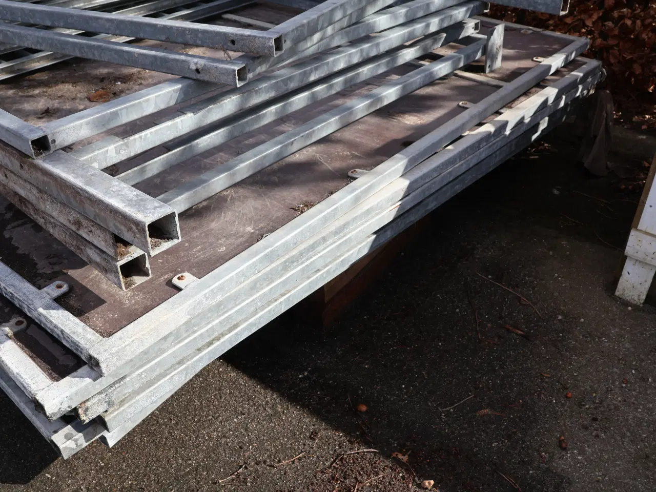 Billede 4 -  16 Stk Galvaniserede sider til hestebokse