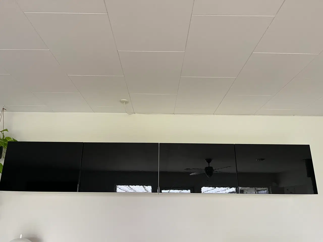 Billede 1 - Ikea skab