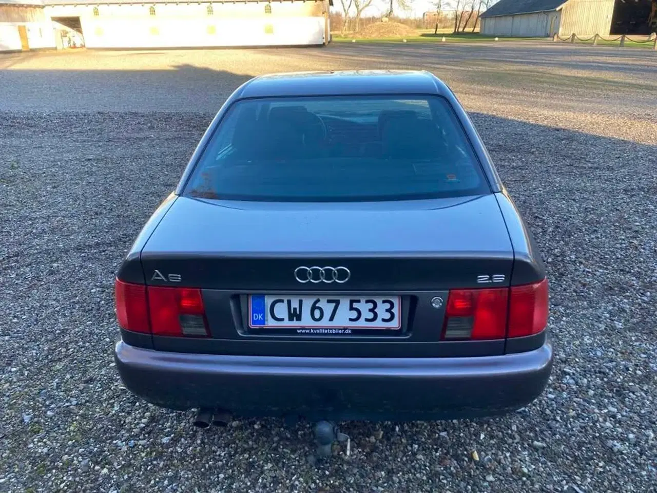 Billede 6 - Yderst fin og velholdt Audi A6 2,6 V6 C4