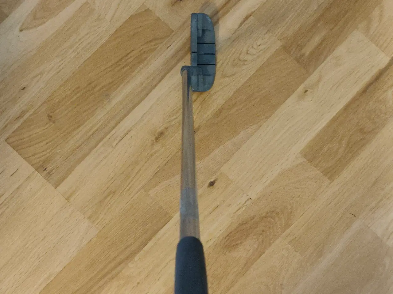 Billede 16 - Komplet golfsæt inkl. vogn og bag – klar til spil