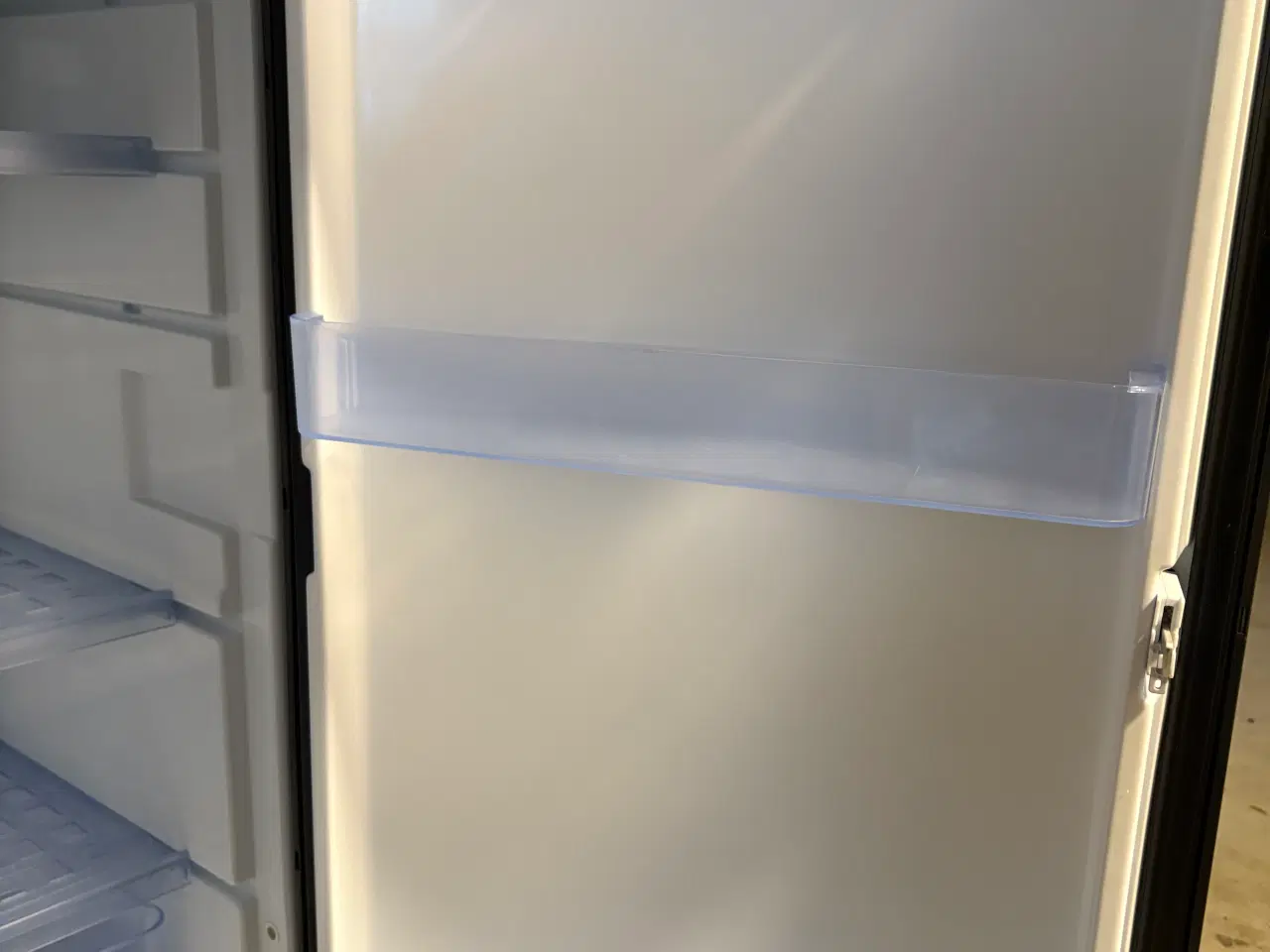 Billede 4 - Dometic Absorber køleskab med frost model 8551 