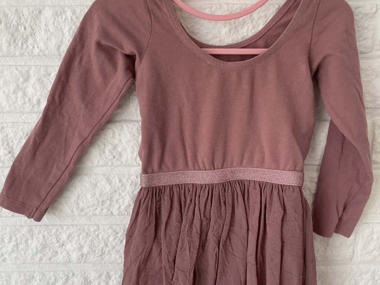 Billede 2 - Sød Gurli Gris kjole str 86