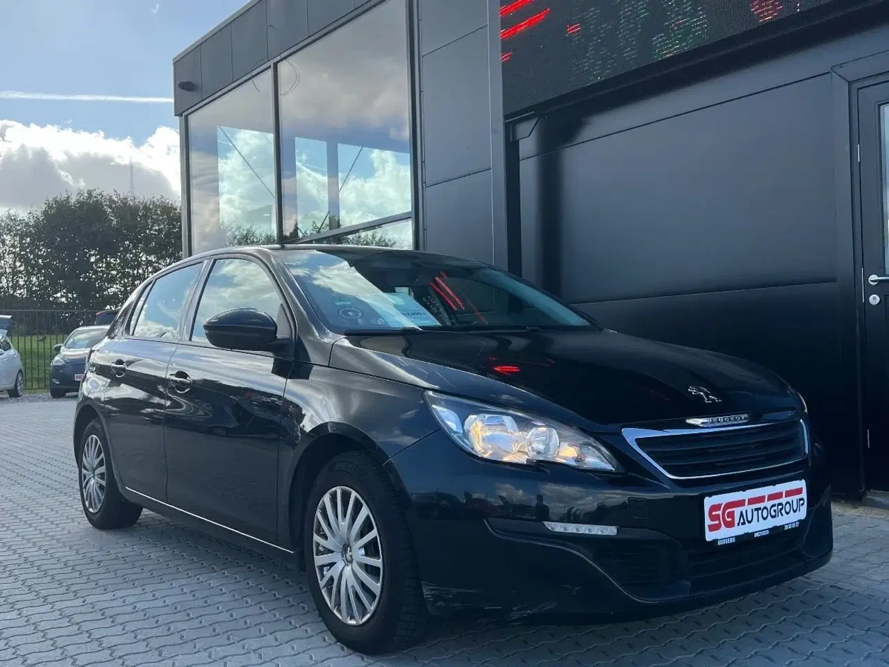 Billede 1 - Peugeot 308 1,2 VTi 82 Access