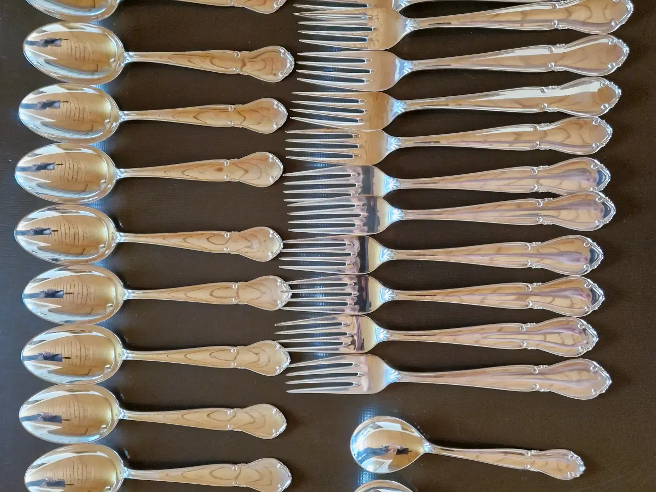 Billede 1 - 27 stk. Nysølv mønster Minerva.