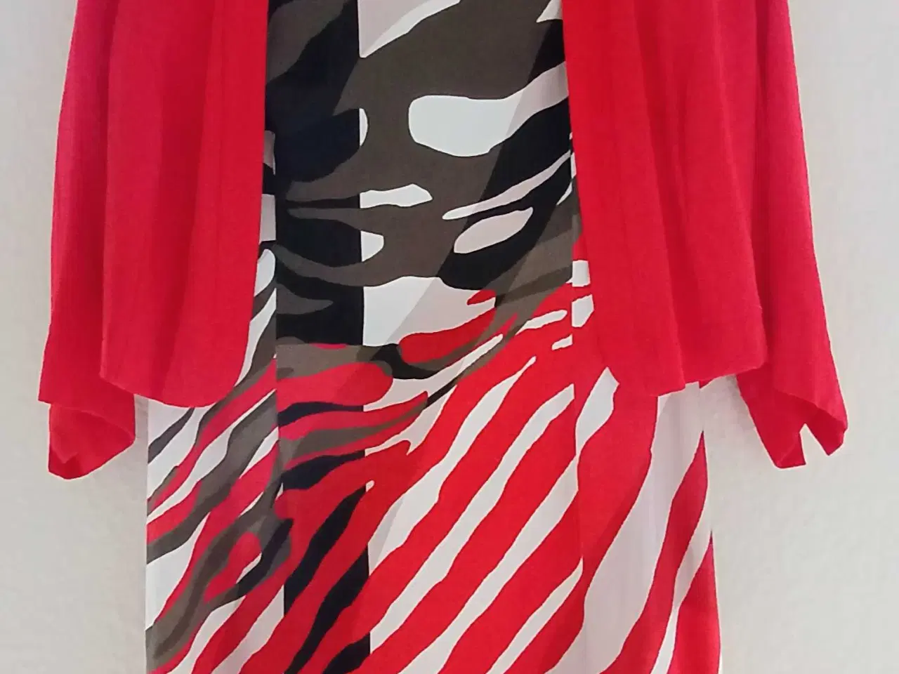 Billede 1 - Festlig kjole med jakke.