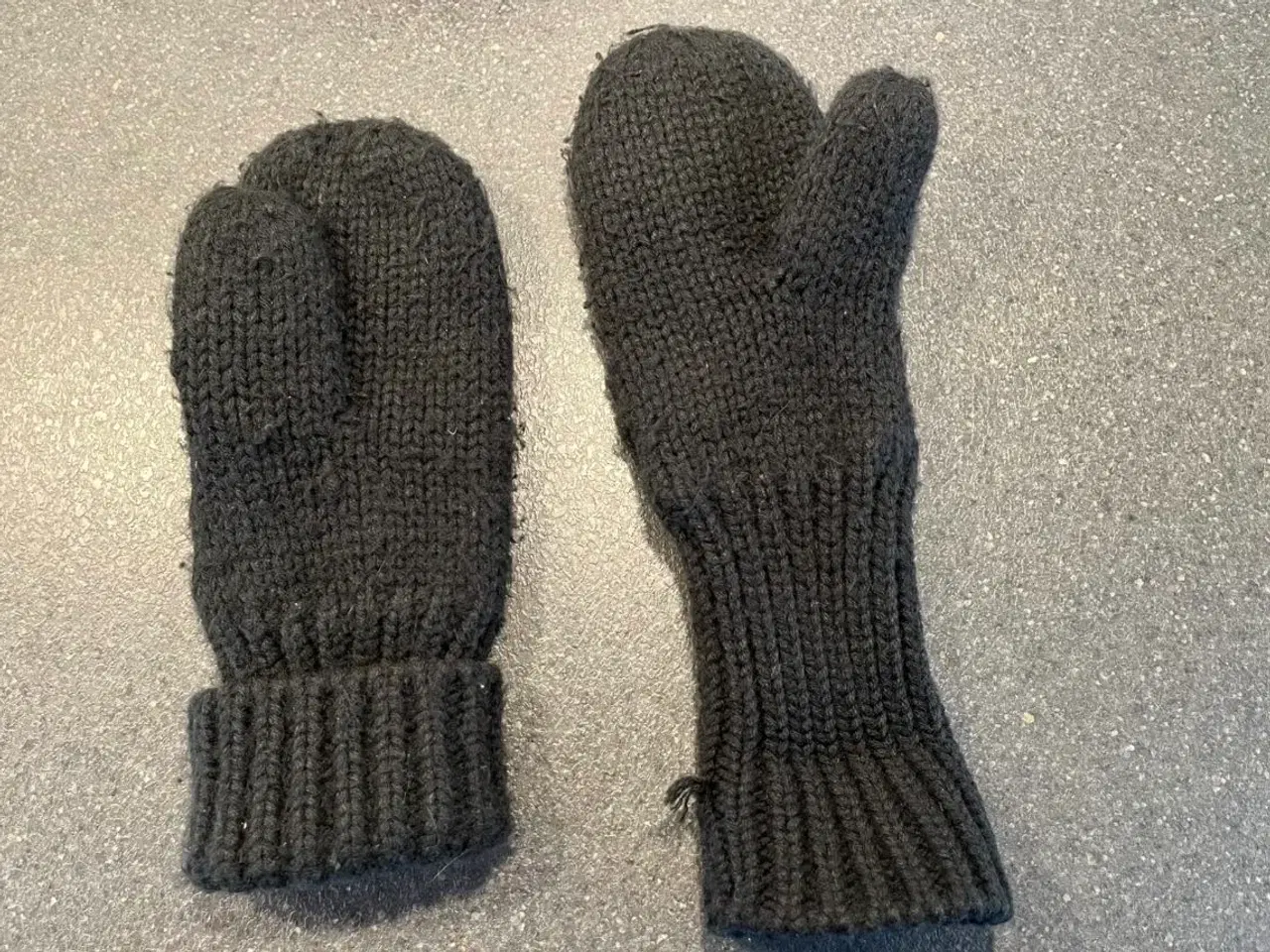 Billede 3 - Sorte luffer/vanter