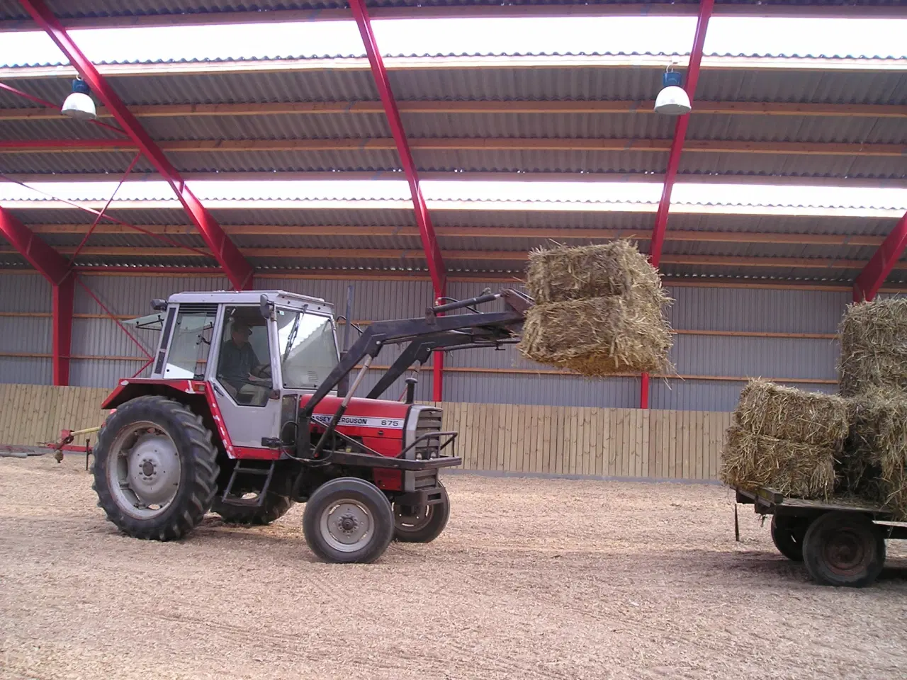 Billede 4 - Traktor med frontlæsser, Massey Ferguson 675
