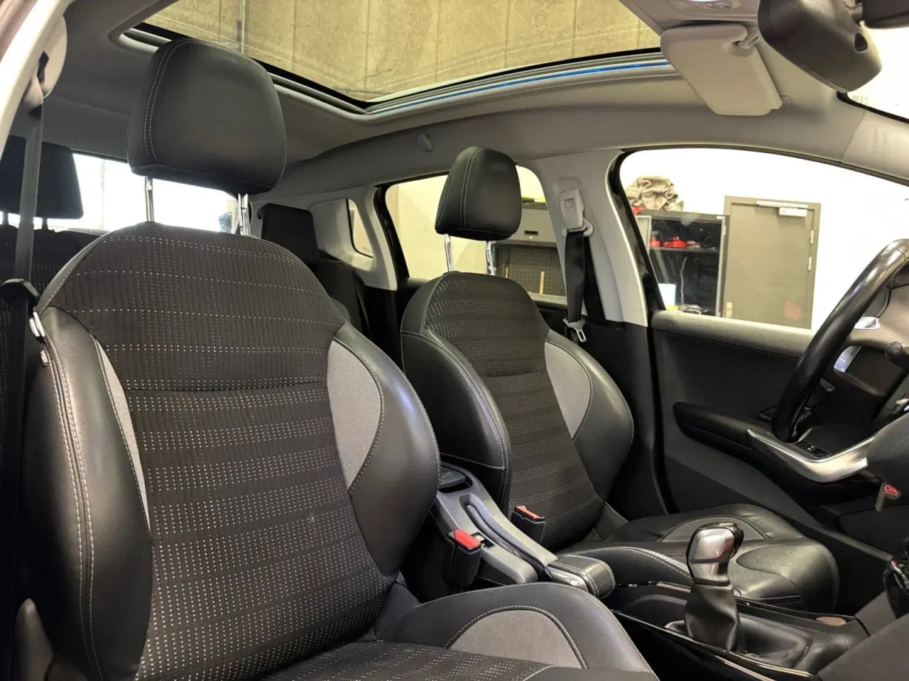 Billede 17 - Peugeot 2008 1,6 BlueHDi 100 Desire Sky