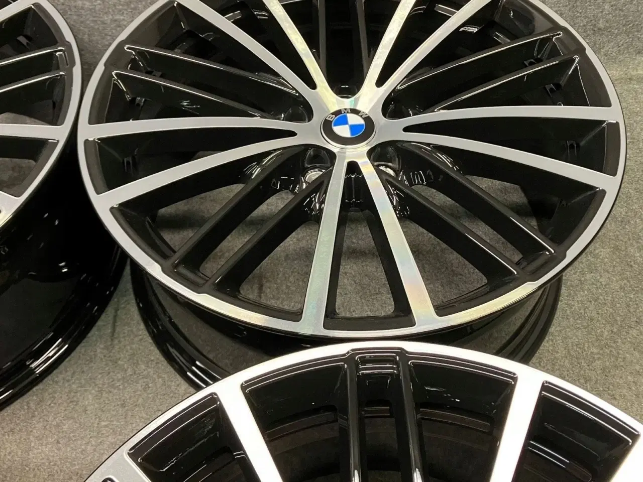 Billede 3 - ALUFÆLGE BMW 5 G30 G31 635 19"