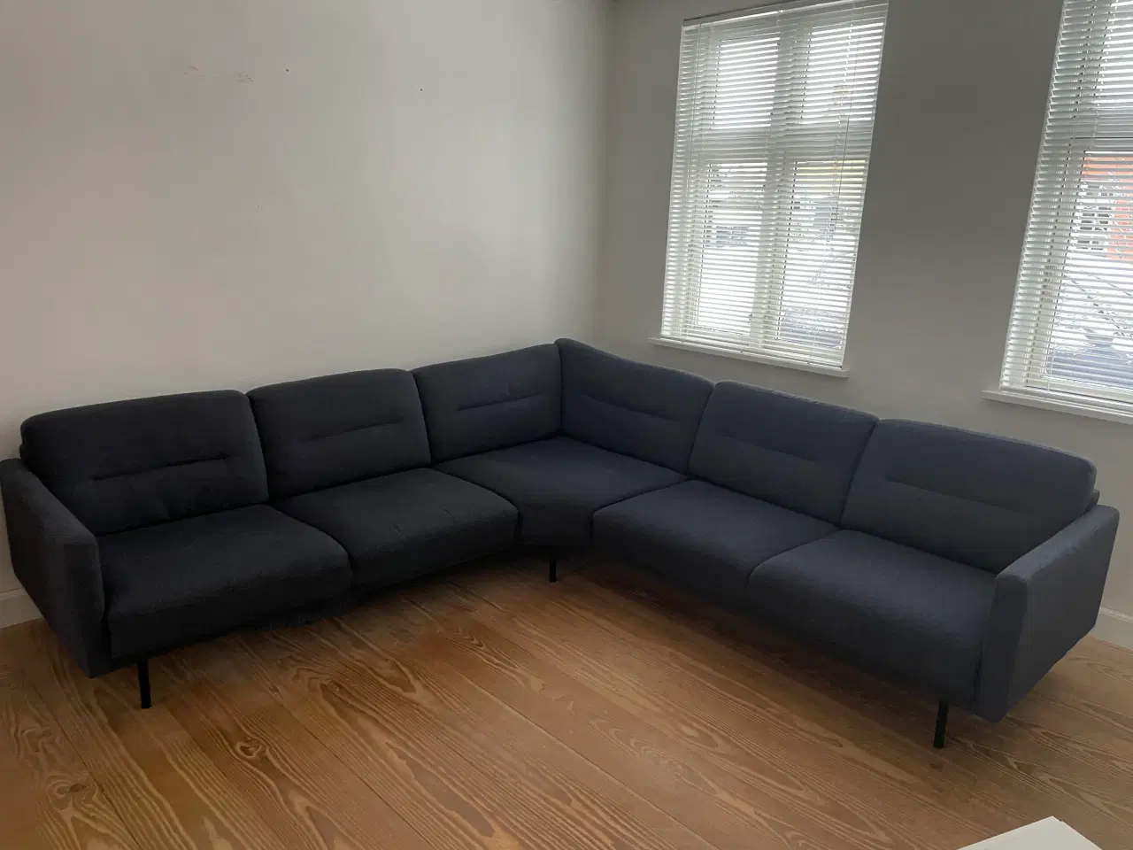 Billede 4 - Larvik hjørnesofa 