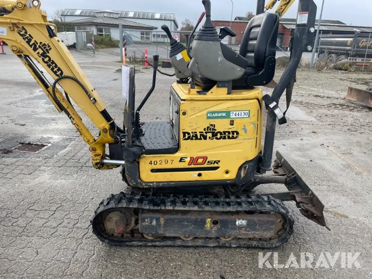 Billede 9 - Minigraver Newholland E10SR med skovle