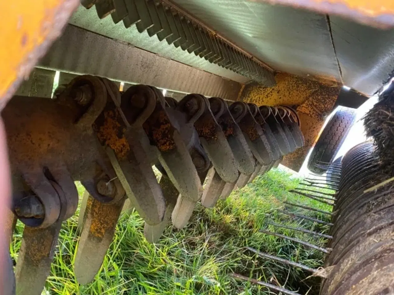 Billede 10 - New Holland BB980 Samka Eftermonteret snitter