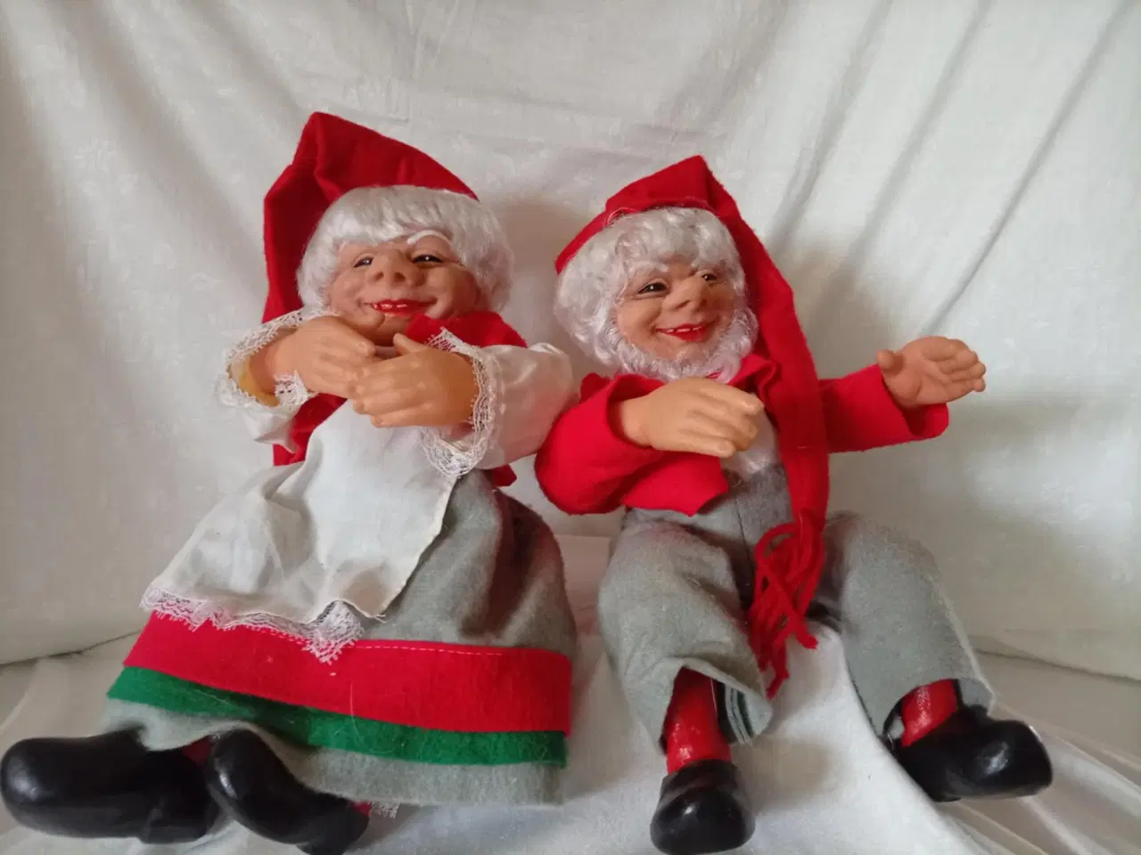 Billede 1 - Butiksnisse par 