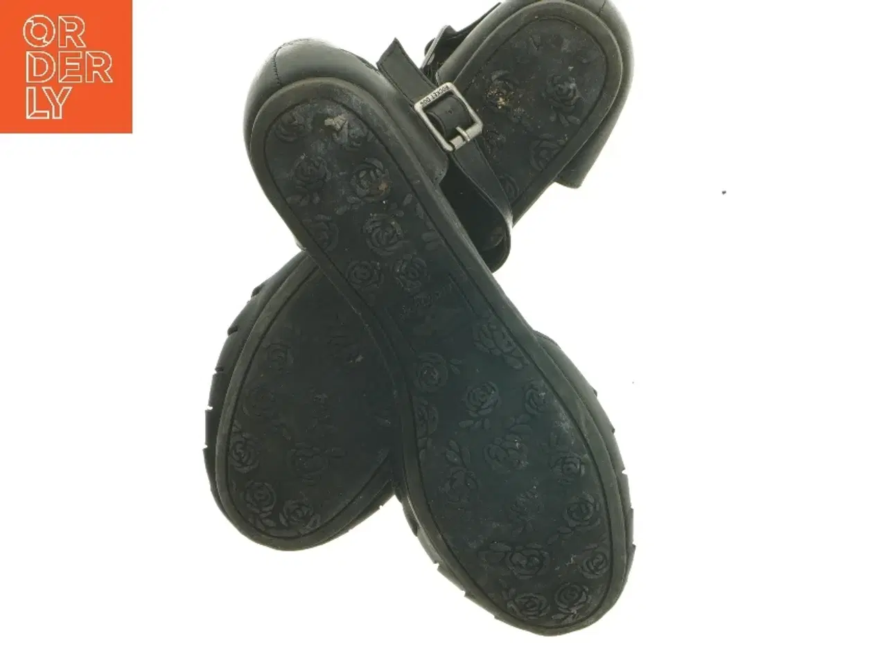 Billede 7 - Brugte damesandaler med blomsterprint (str. 40)