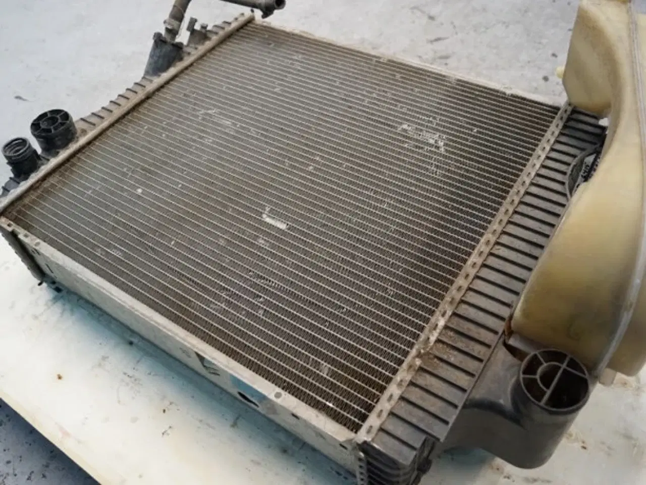 Billede 18 - John Deere 6415 Køler AL163357