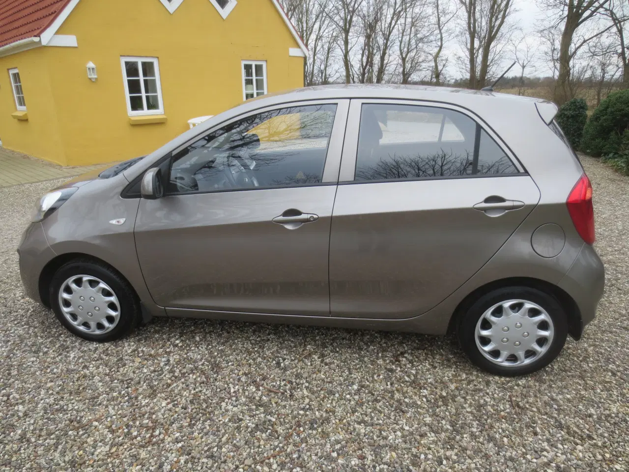 Billede 10 - Kia Picanto 1.0 i År 2013. Nysynet. 