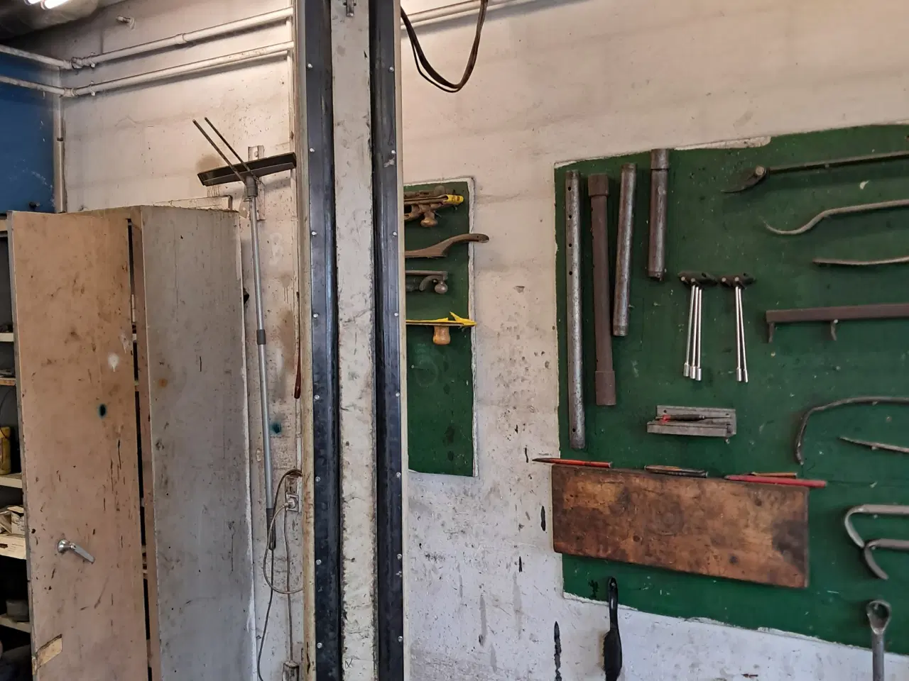 Billede 2 - 2 søjlet Stenhøj lift. 