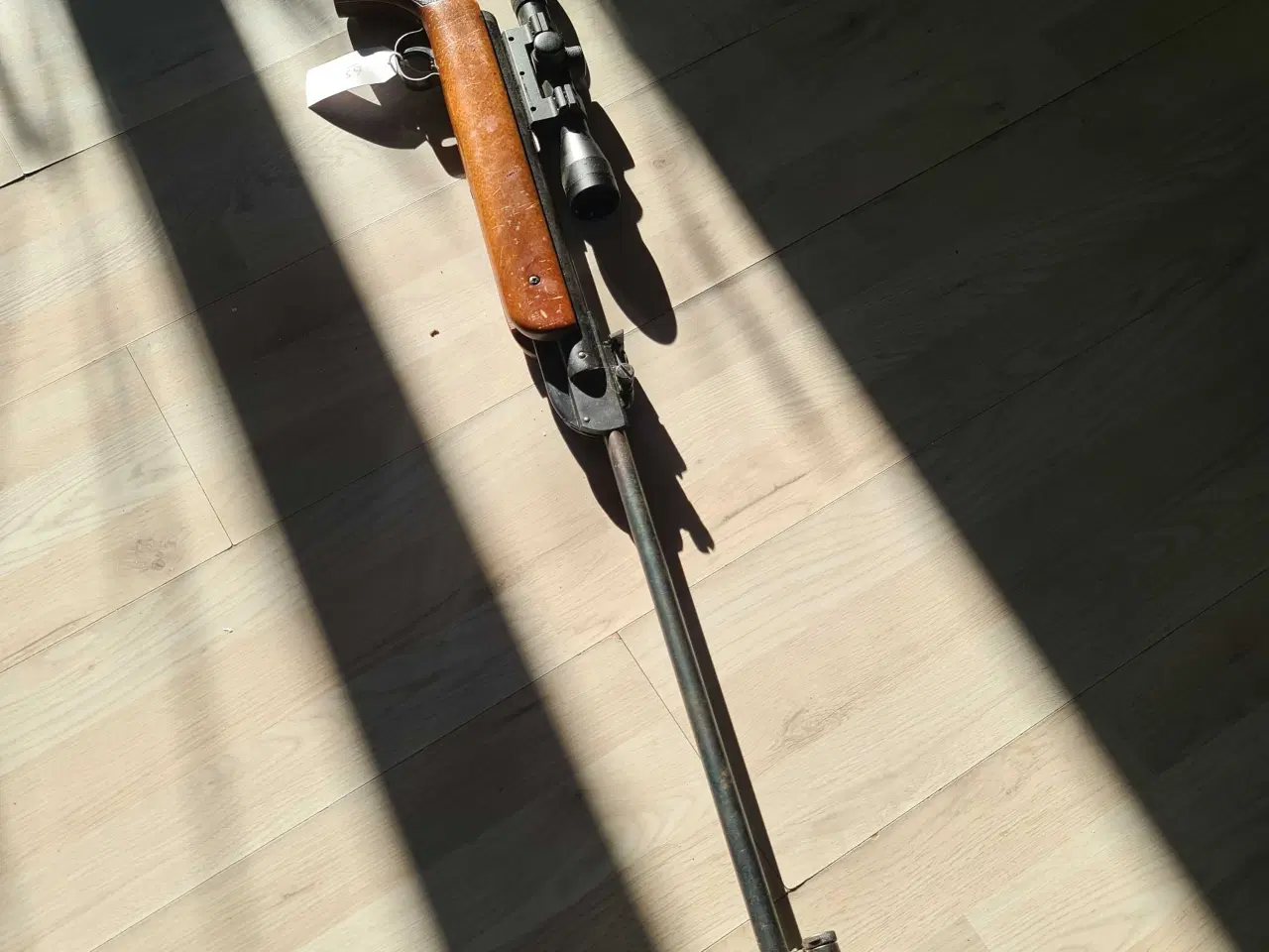 Billede 1 - Gammelt diana 35 luftgevær med kikkert sigte