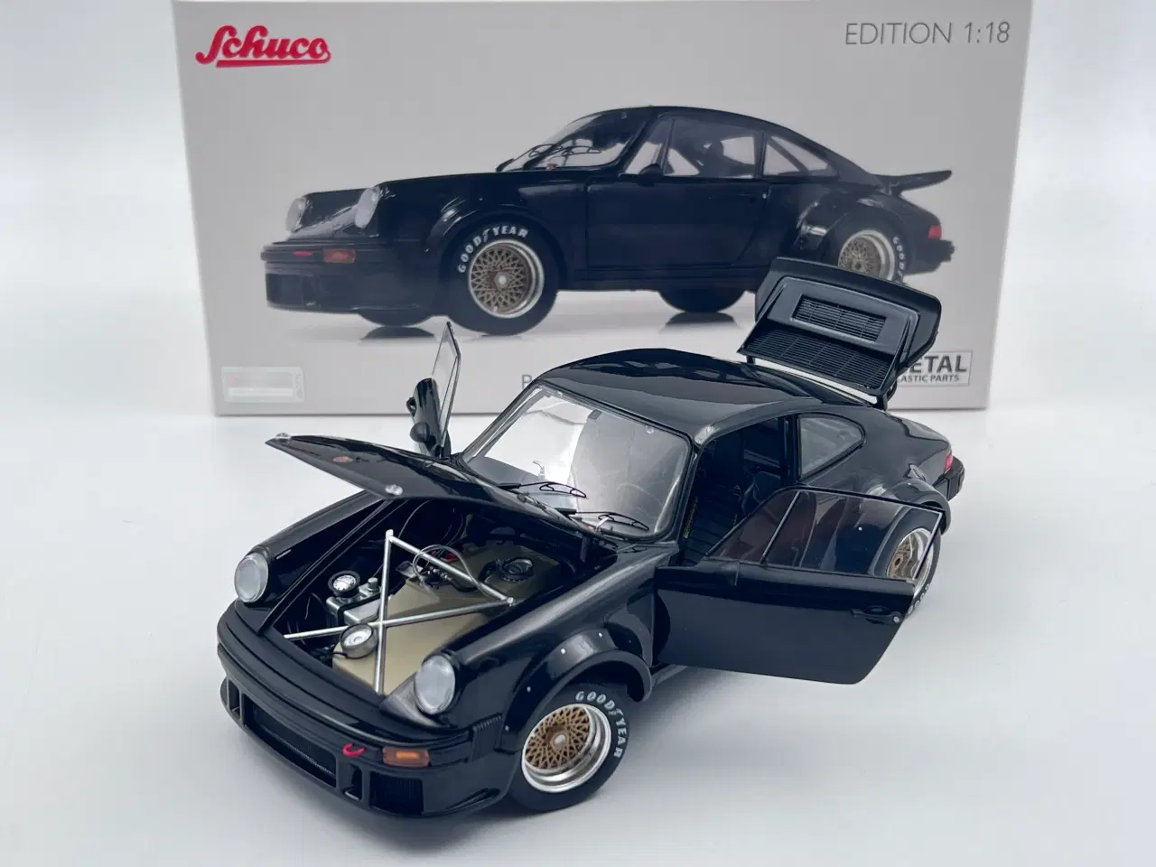 Billede 2 - 1976 Porsche 934 RSR ( 911 ) 1:18  Super flot 