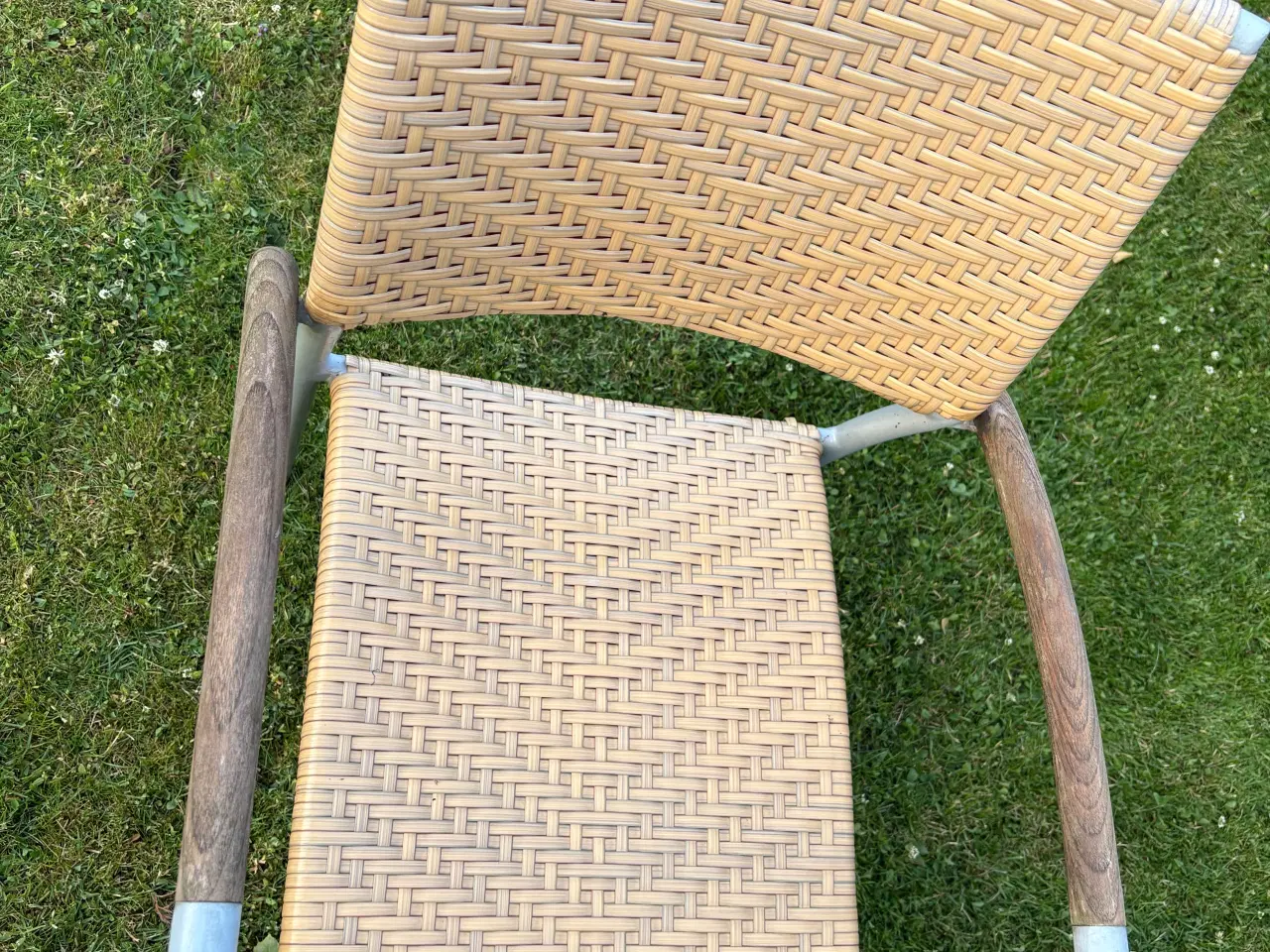 Billede 2 - Royal Teak havebord og 6 Era stabelstole