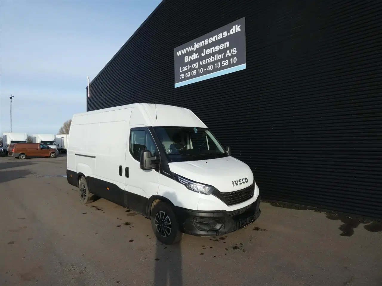 Billede 1 - Iveco Daily 35S18 12m3 3,0 D 180HK Van 8g Aut.