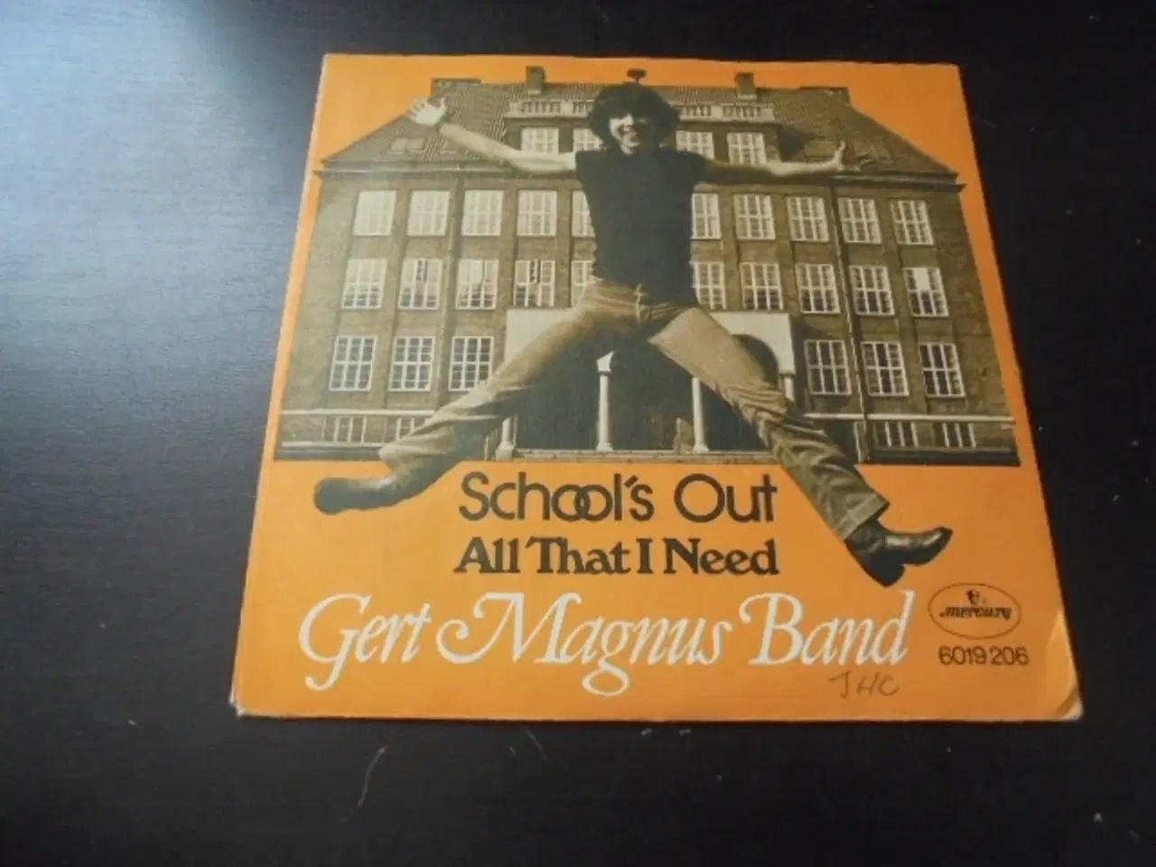 Billede 2 - Single: Gert Magnus Band – School’s out  