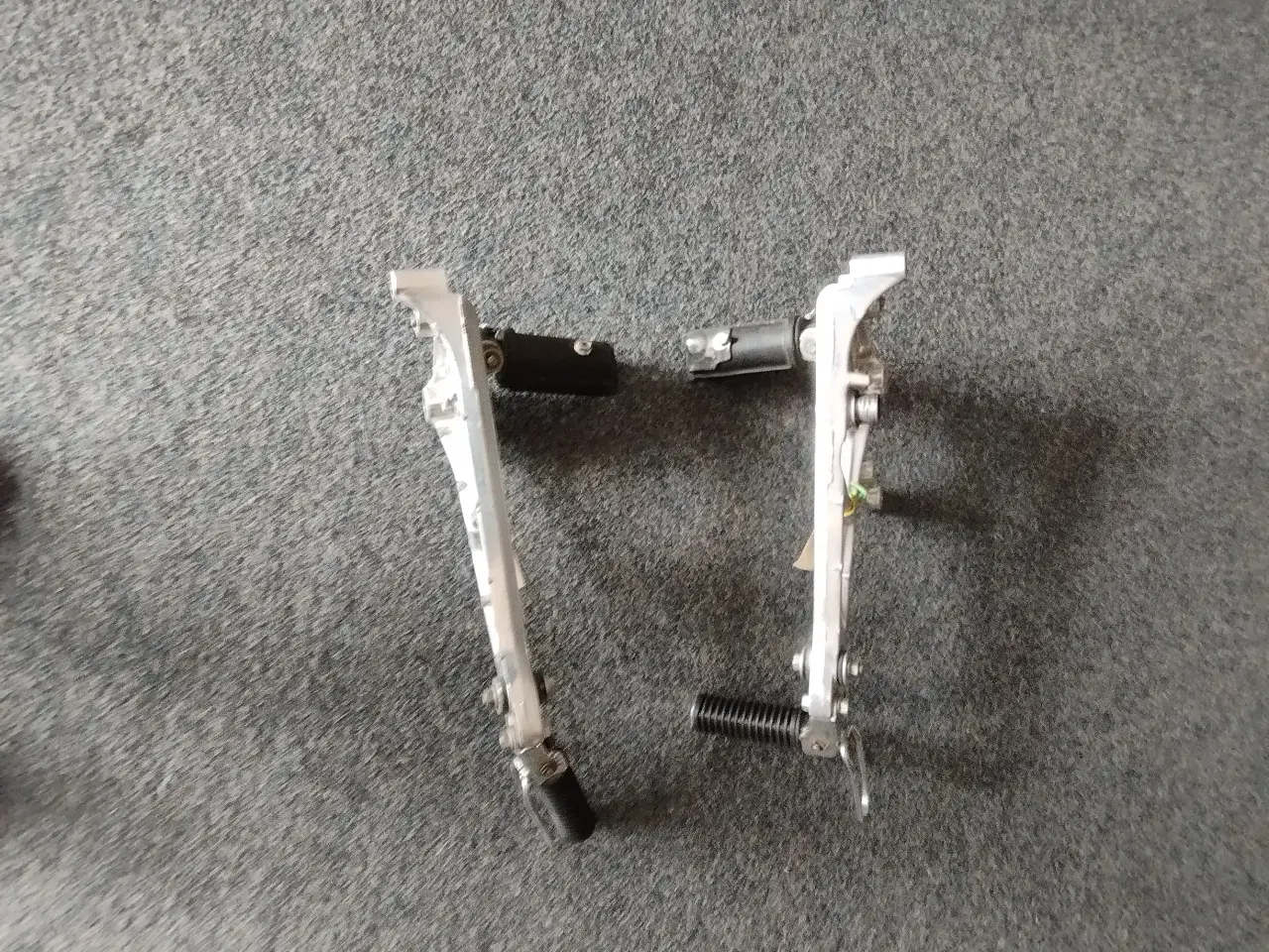 Billede 2 - Fodhviler med holder V/H. Honda GXS 550F (se %)