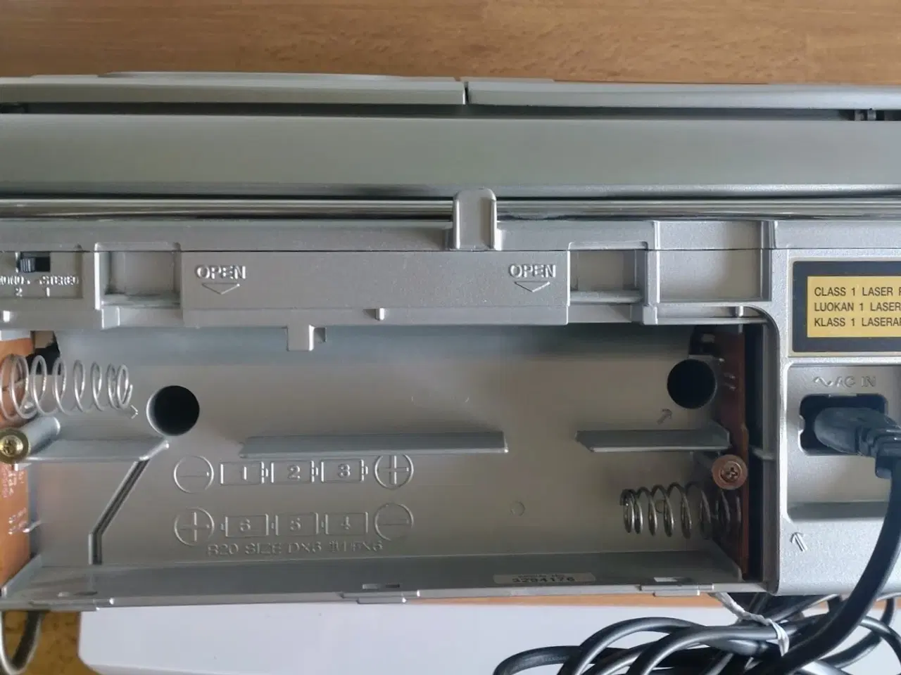 Billede 8 - SONY CFD-V31L TRANSPORTABEL RADIORECORDER