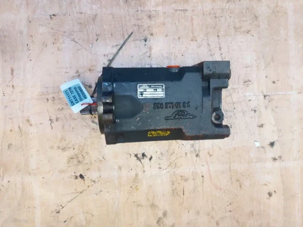 Billede 4 - Massey Ferguson 7276 Oliepumpe H2X294M00719