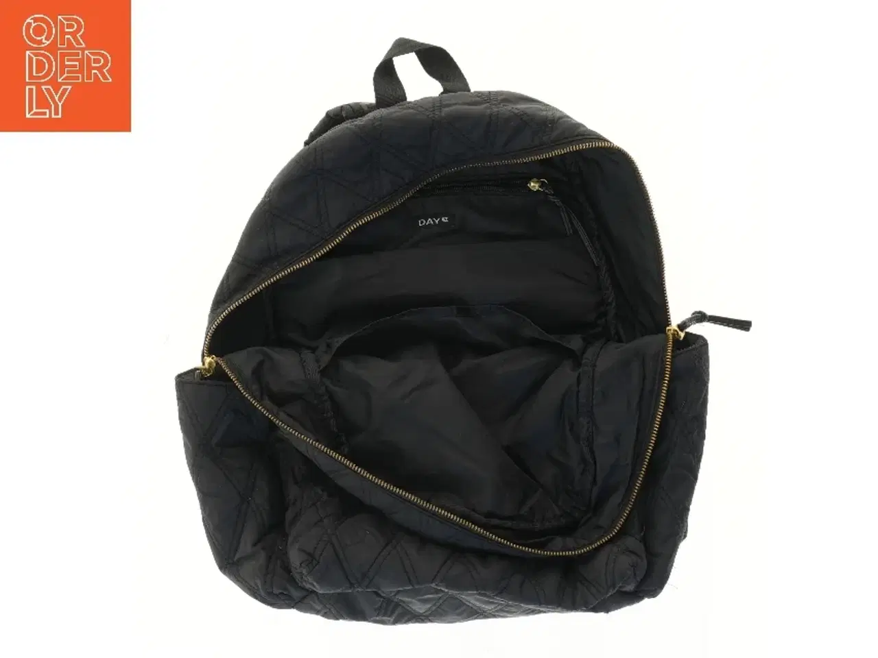 Billede 3 - Quiltet rygsæk med lynlåse fra DAY (str. 40x45 cm)