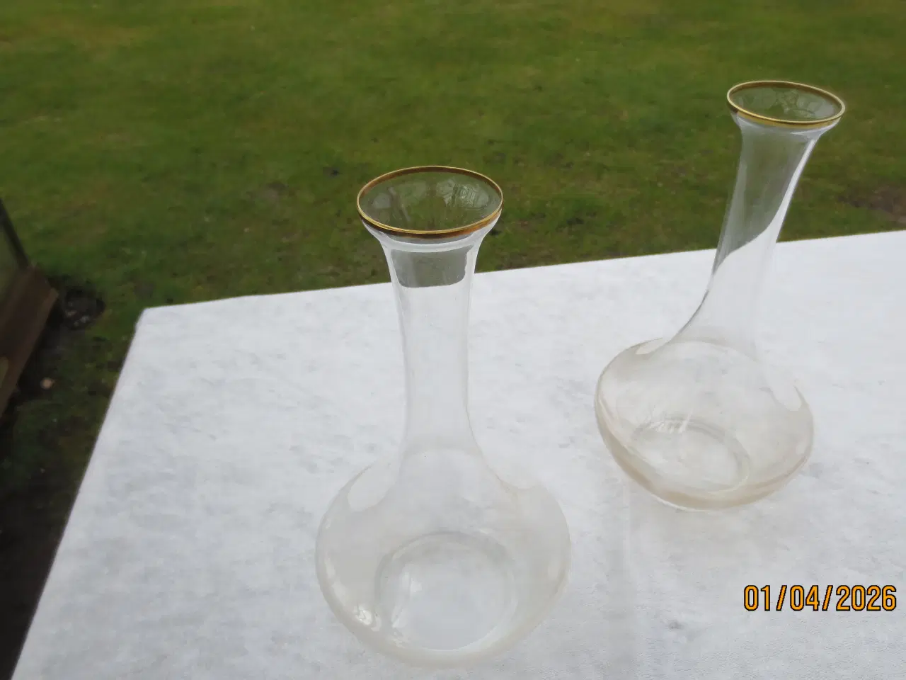 Billede 2 - 2 stk Vin Karafler med Guldkant 2 stk Porcelæns