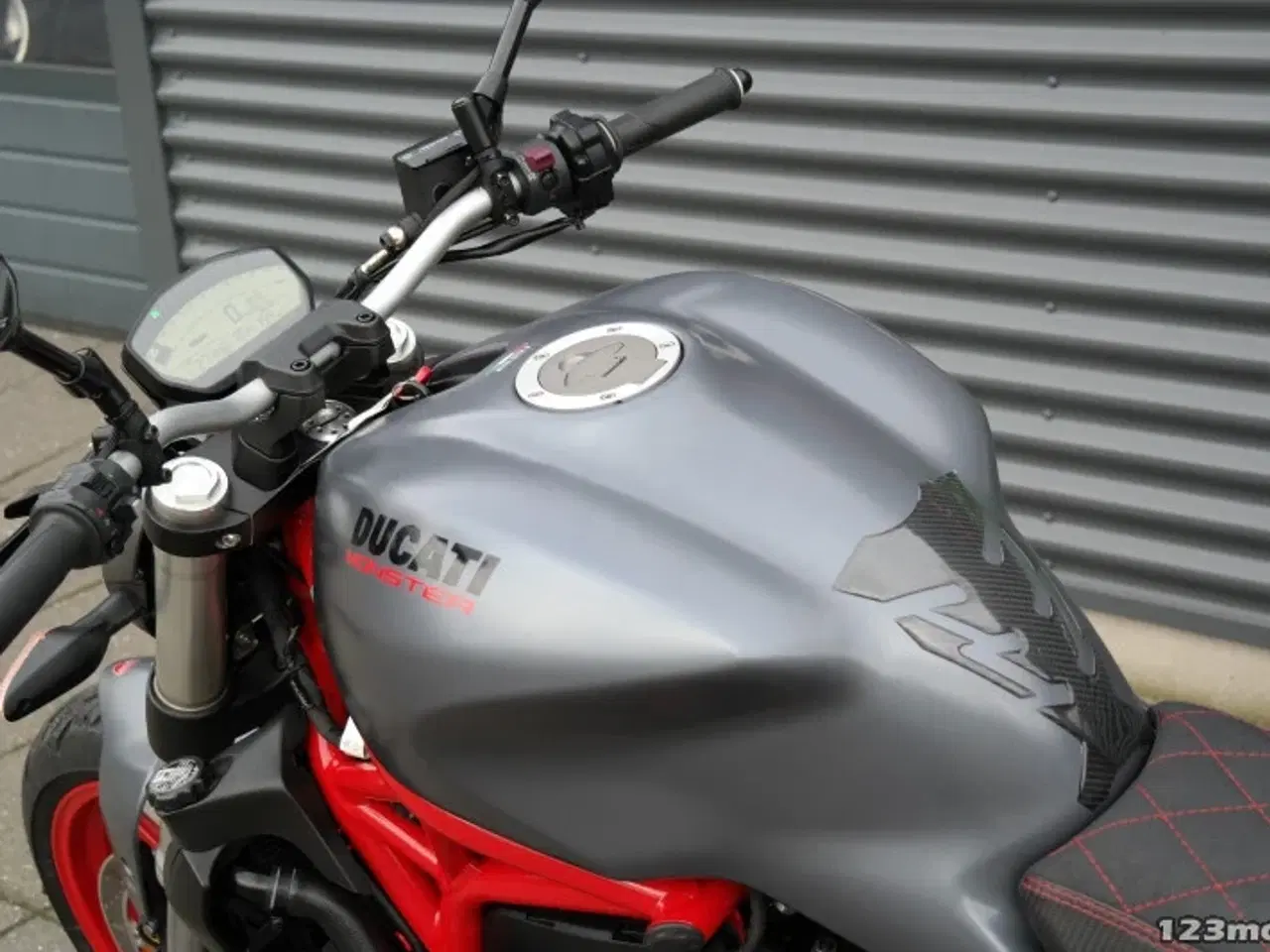 Billede 23 - Ducati Monster 821 MC-SYD BYTTER GERNE