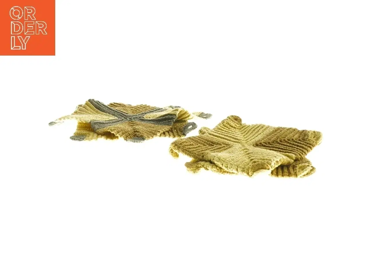 Billede 2 - Sæt med to hæklede grydelapper (str. 20x20 & 15x15 cm)