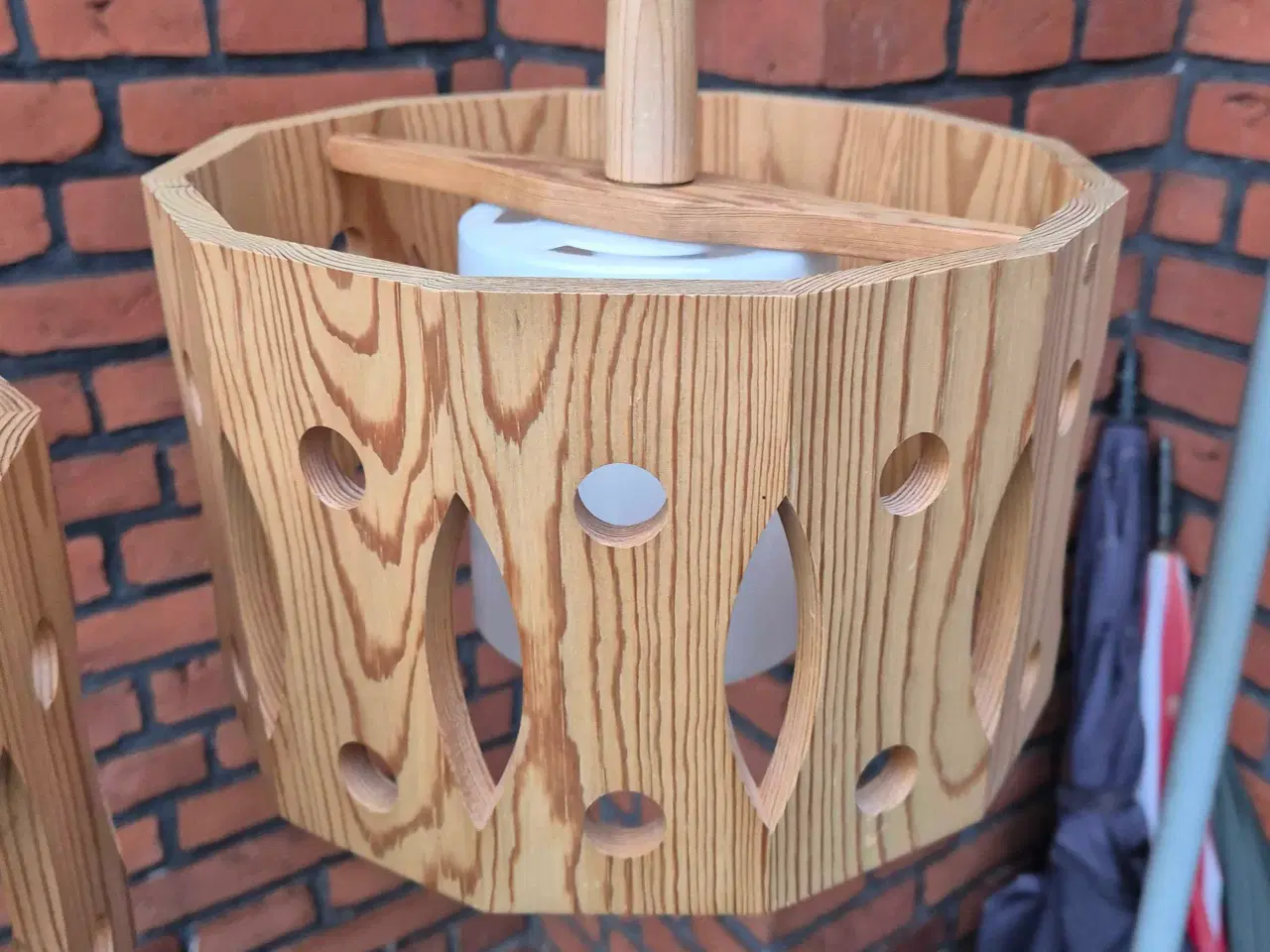 Billede 4 - Sjældne svenske retrolamper i fyrretræ 