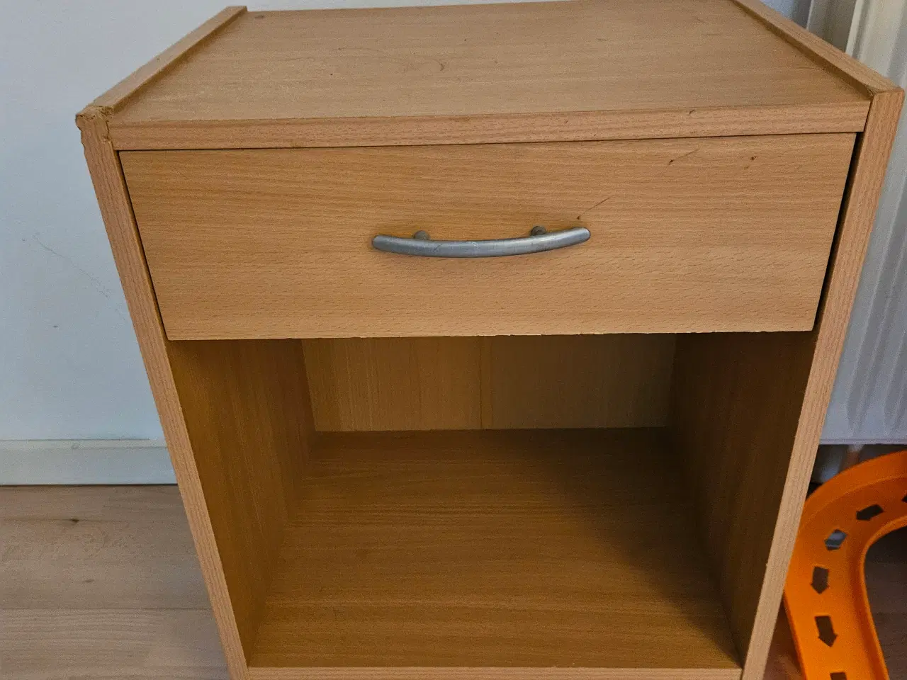 Billede 1 - natbord
