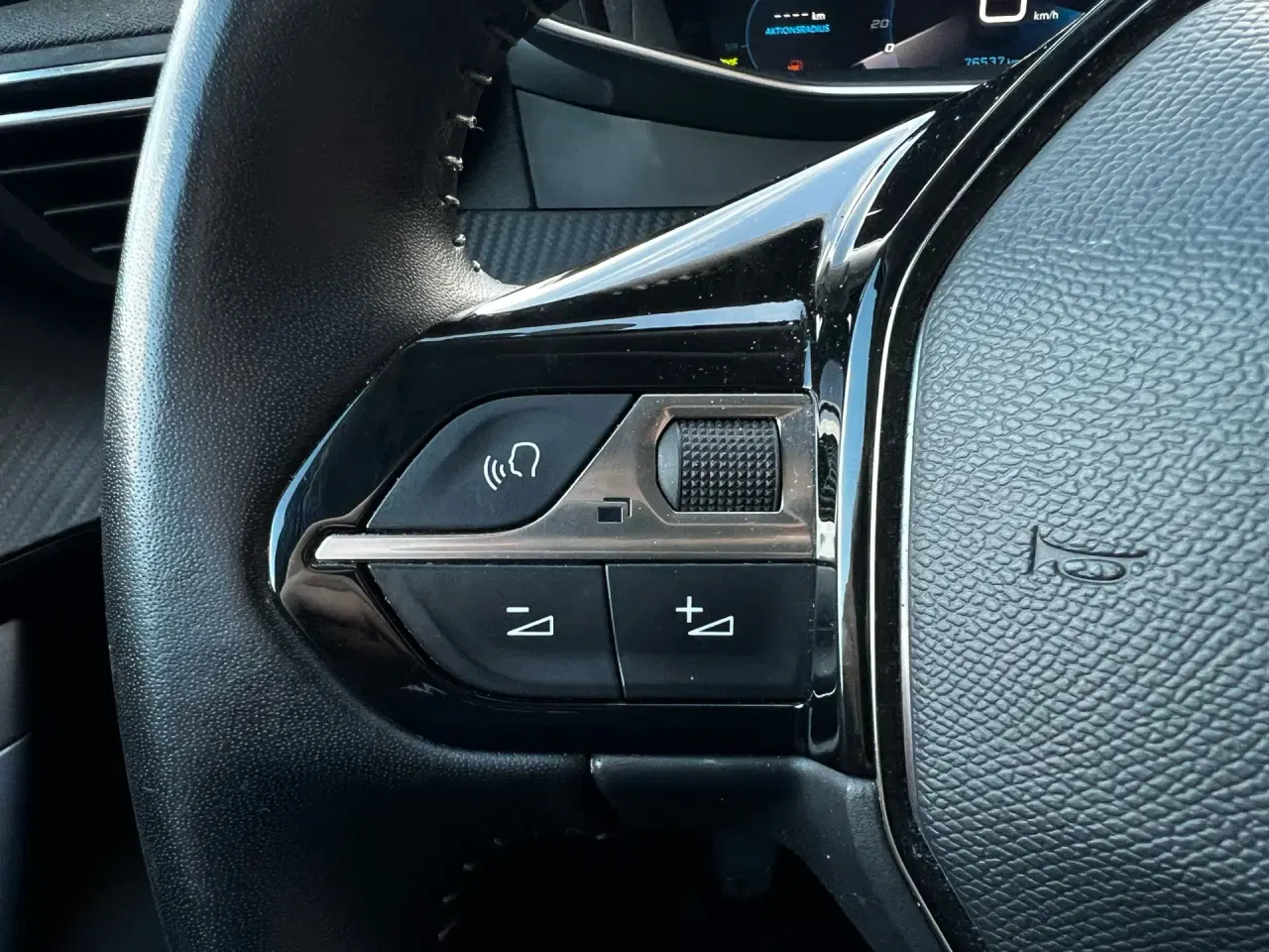 Billede 10 - Peugeot 2008 1,5 BlueHDi Edition 210+ 100HK 5d 6g