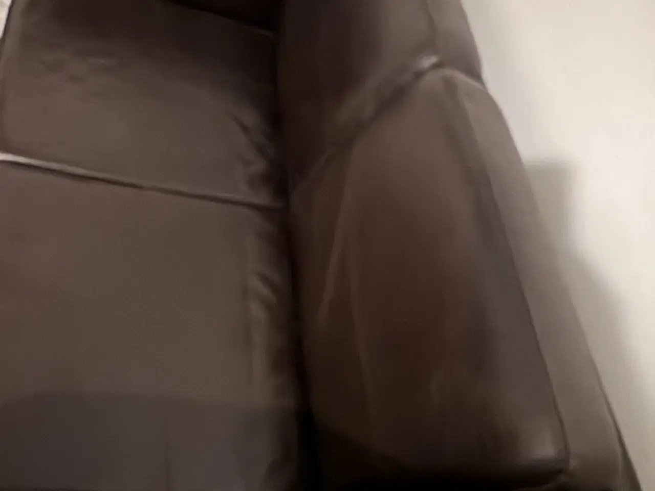 Billede 4 - Cognac farvet Læder sofa