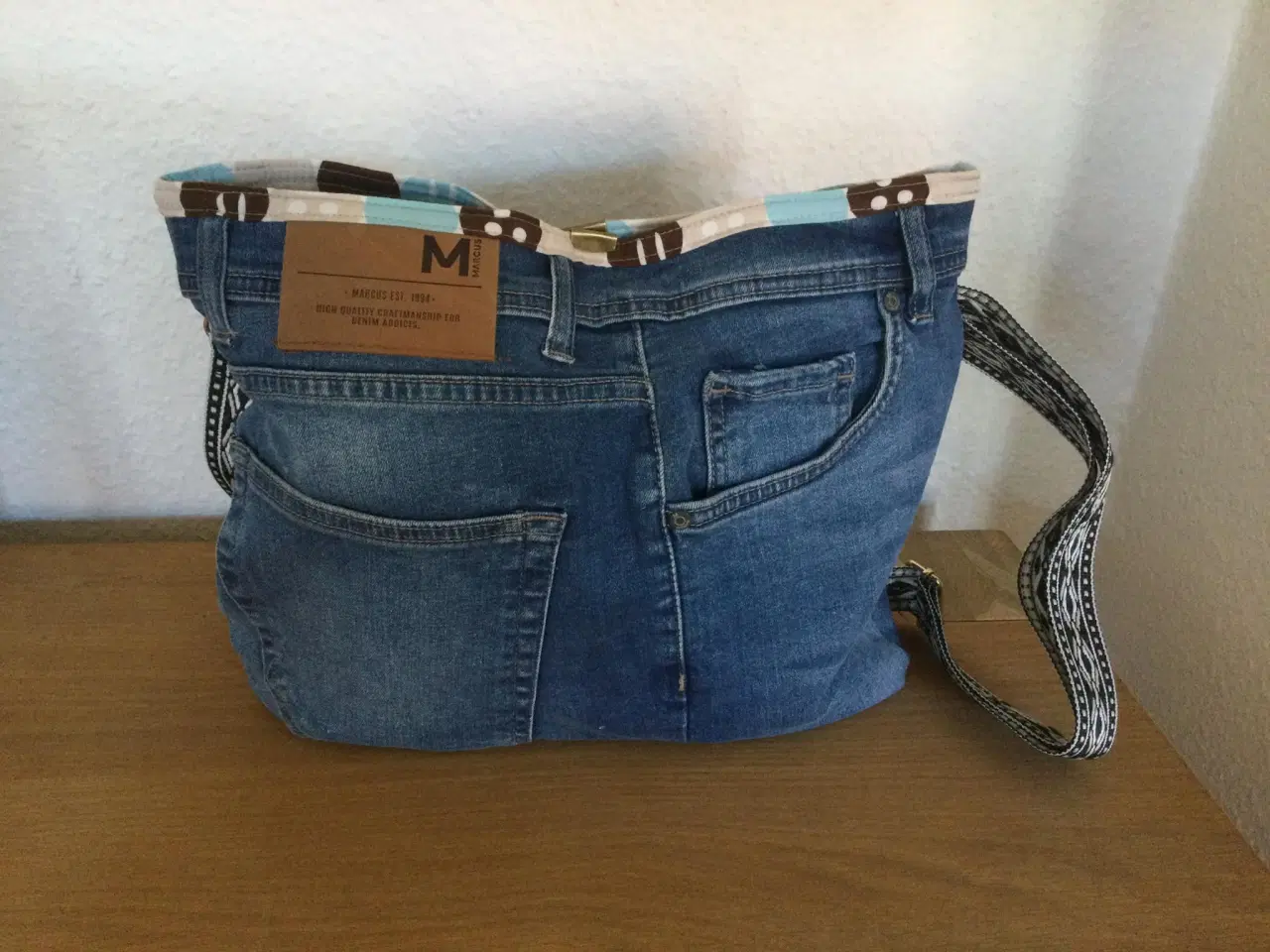 Billede 2 - Taske af jeans