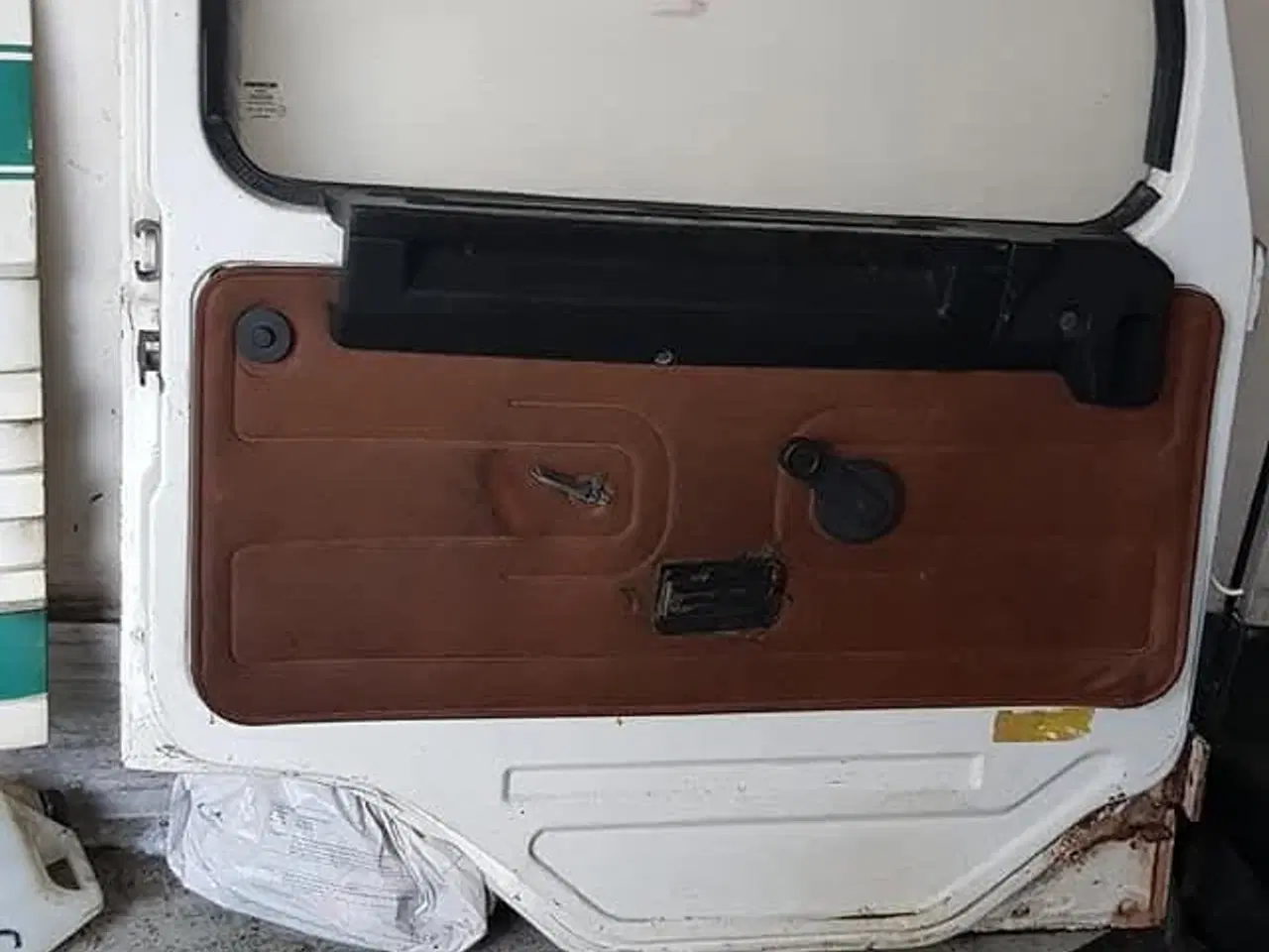 Billede 2 - Scania P93 døre
