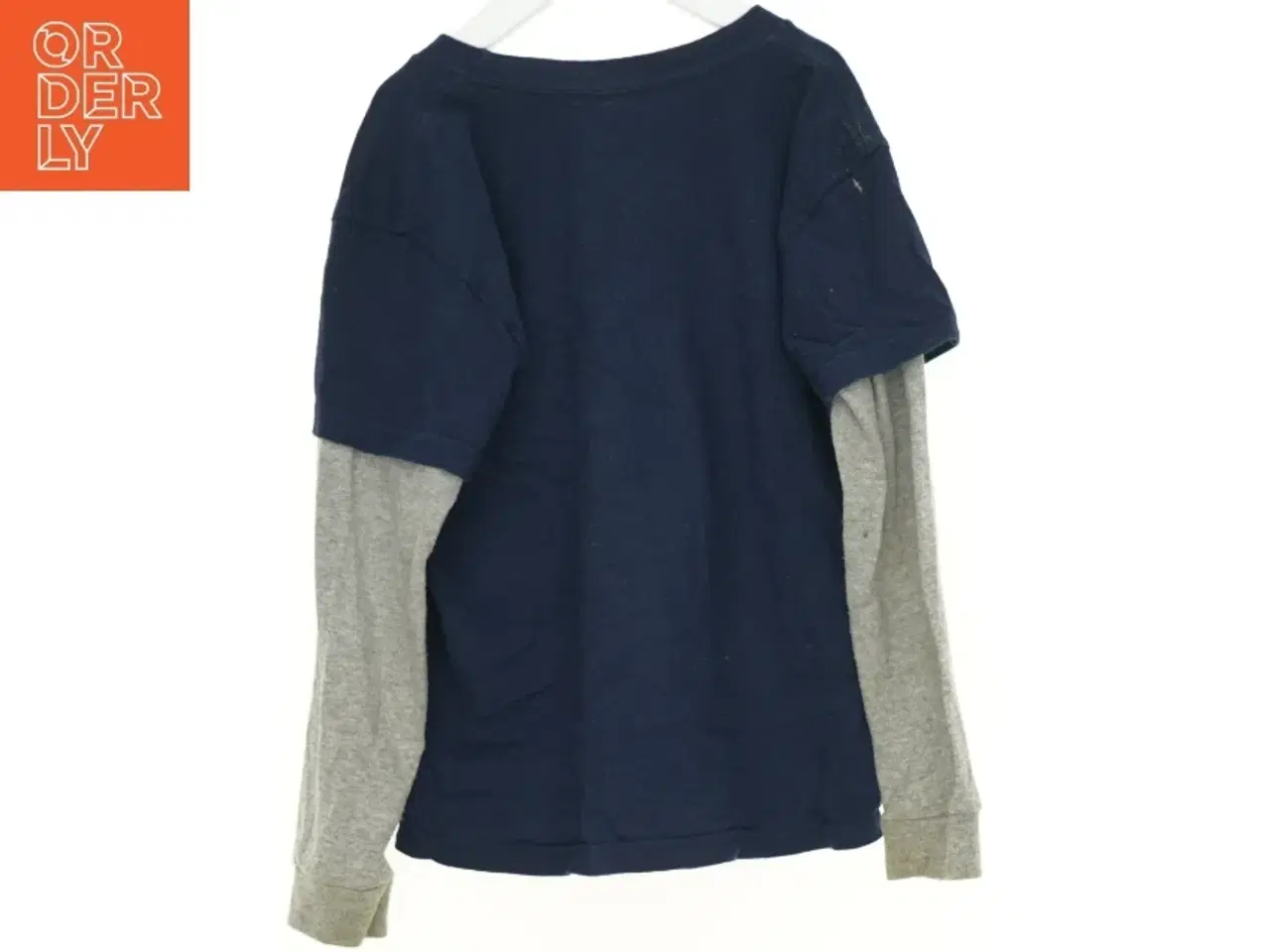 Billede 2 - Bluse fra Dino (str. 122 cm)