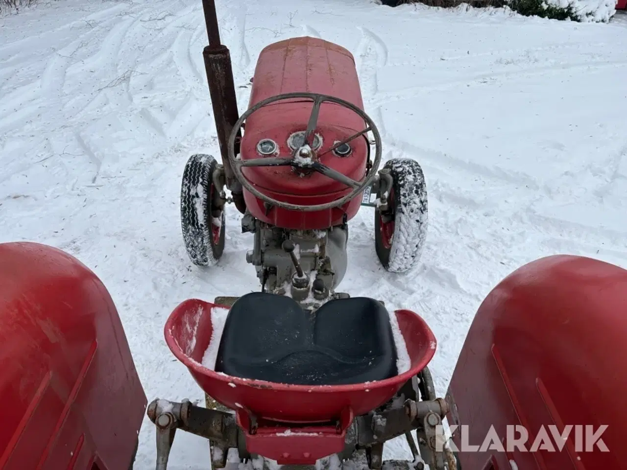 Billede 12 - Veterantraktor Massey Ferguson 65 4-cylinderet diesel