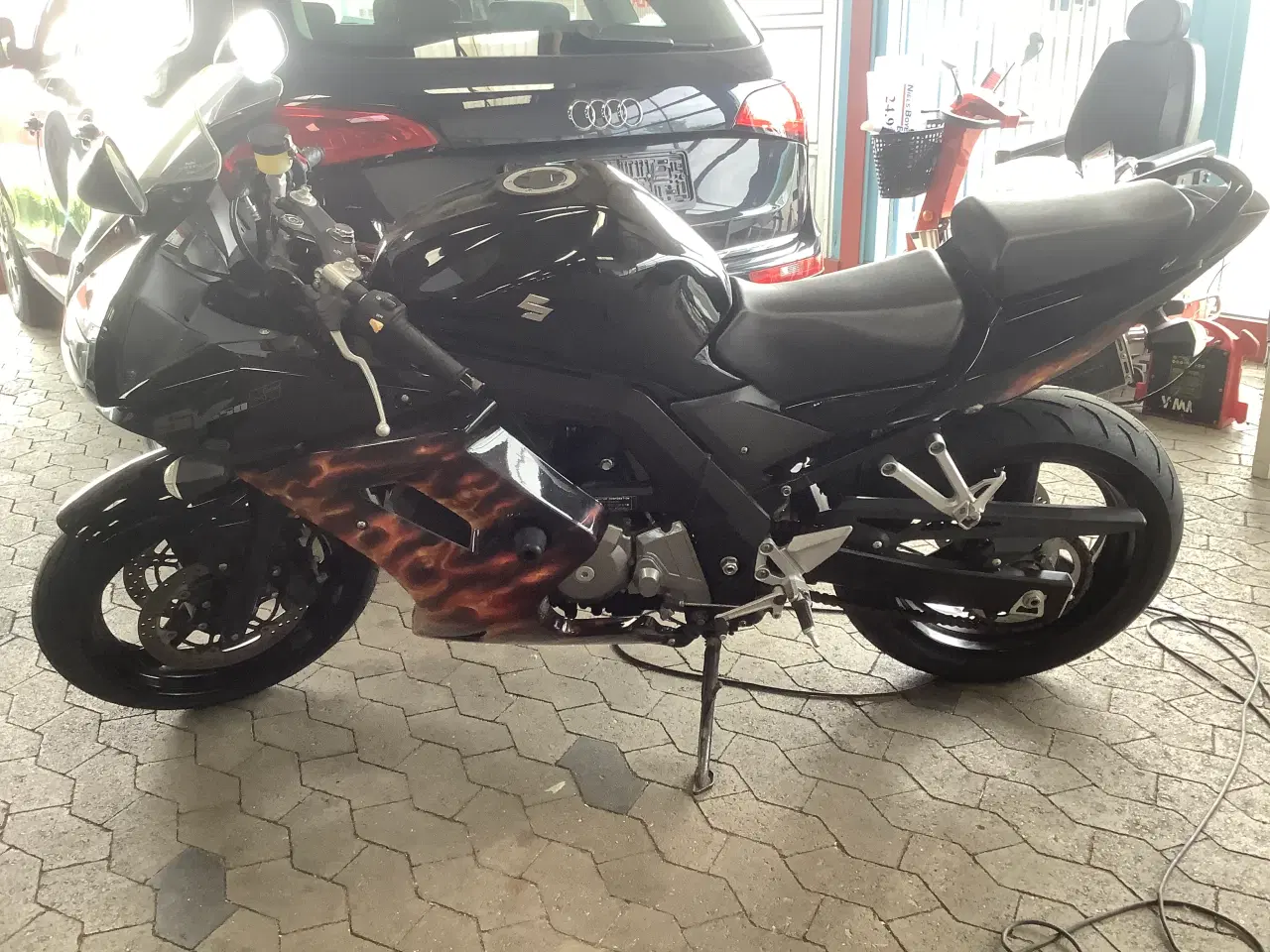 Billede 3 - Suzuki SV650 “F” kun 9600km fra ny nysynet nye dæk