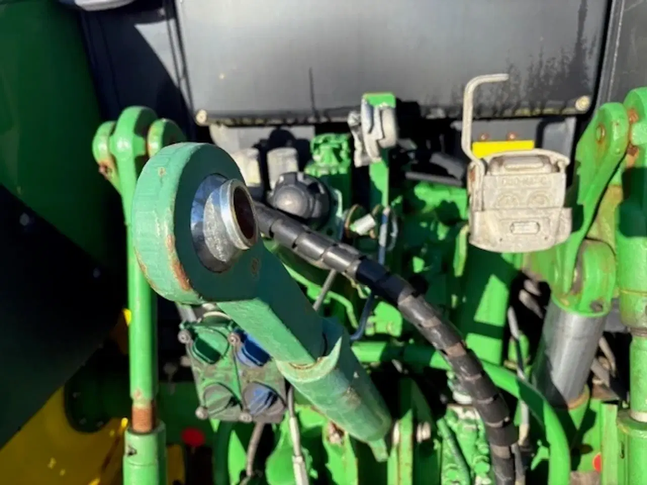 Billede 10 - John Deere 6330 KUN 4200 TIMER, FRONTLIFT, LUFTANLÆG