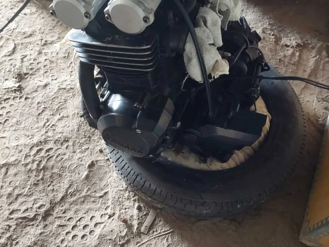 Billede 2 - Yamaha FZS600 Fazer motor