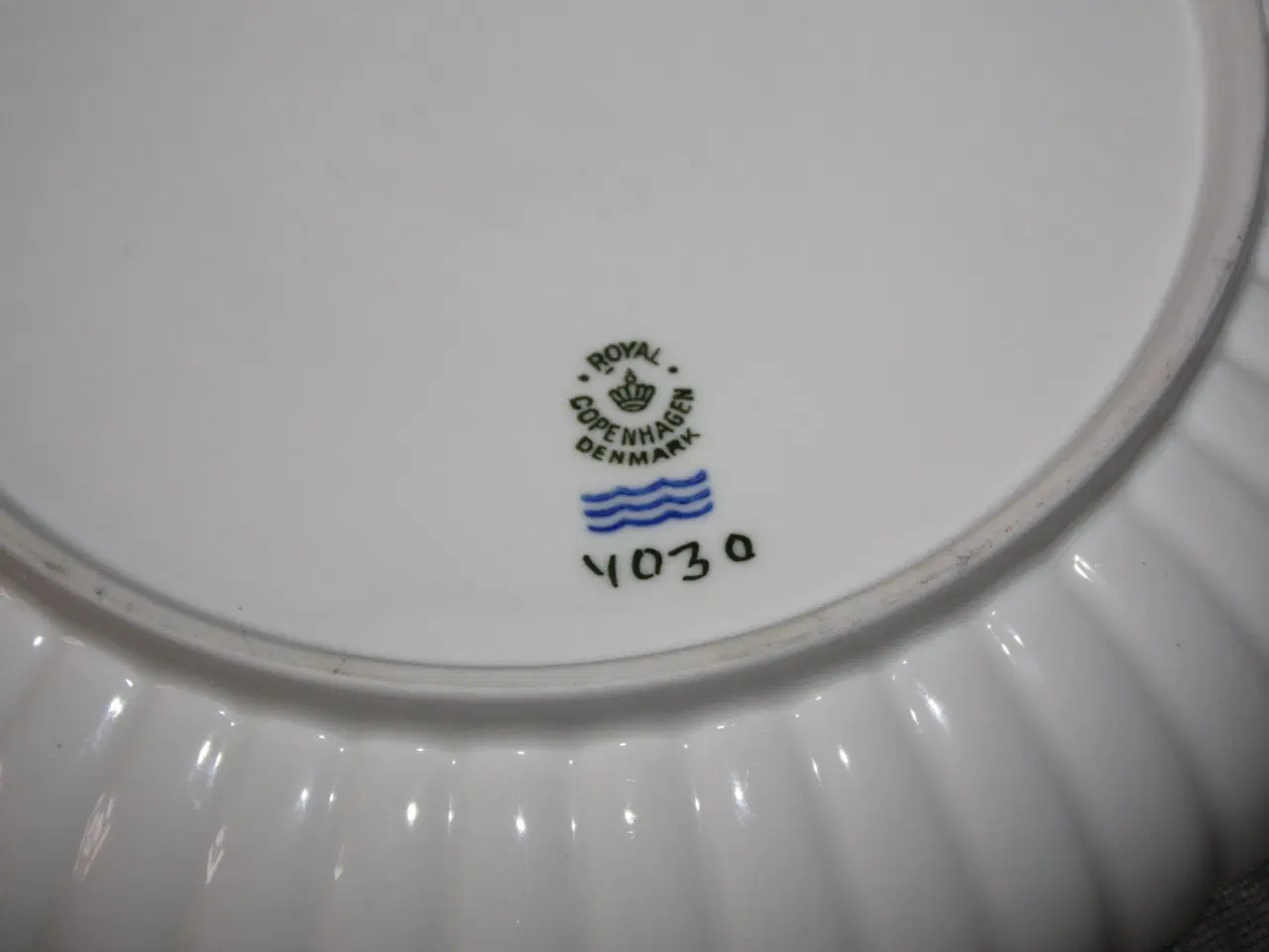 Billede 5 - Royal Copenhagen skål / fad 4030
