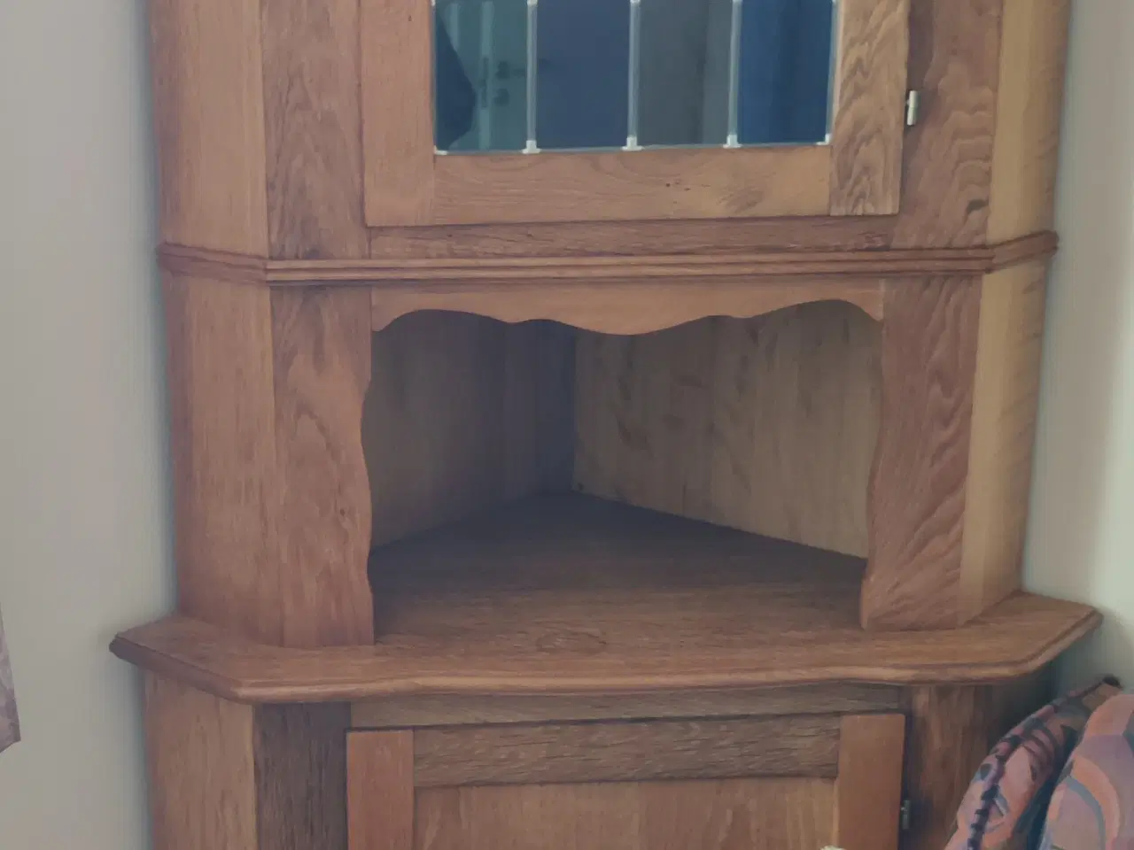 Billede 2 - Stue i syret egetræ