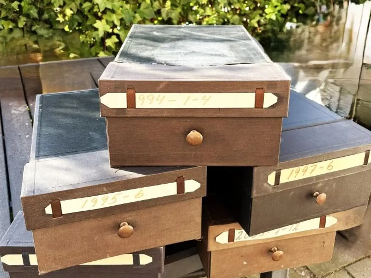 Billede 1 - Op til 5 vintage arkivkasser - pynt og opbevaring