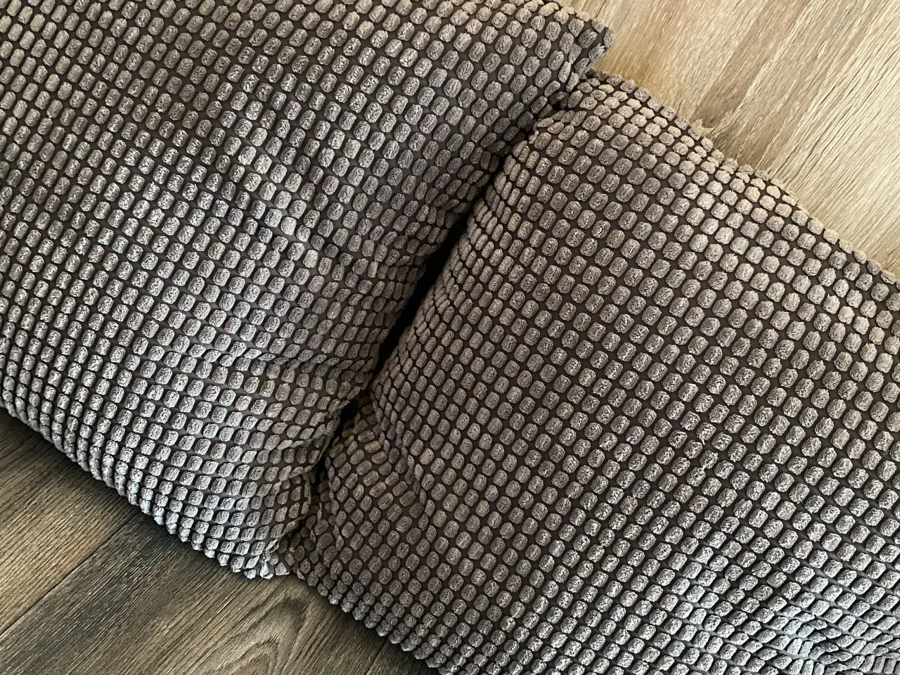 Billede 3 - Pyntepuder til 20kr