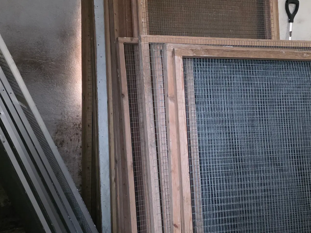 Billede 2 - Over 45 fag Volier i aluminium 