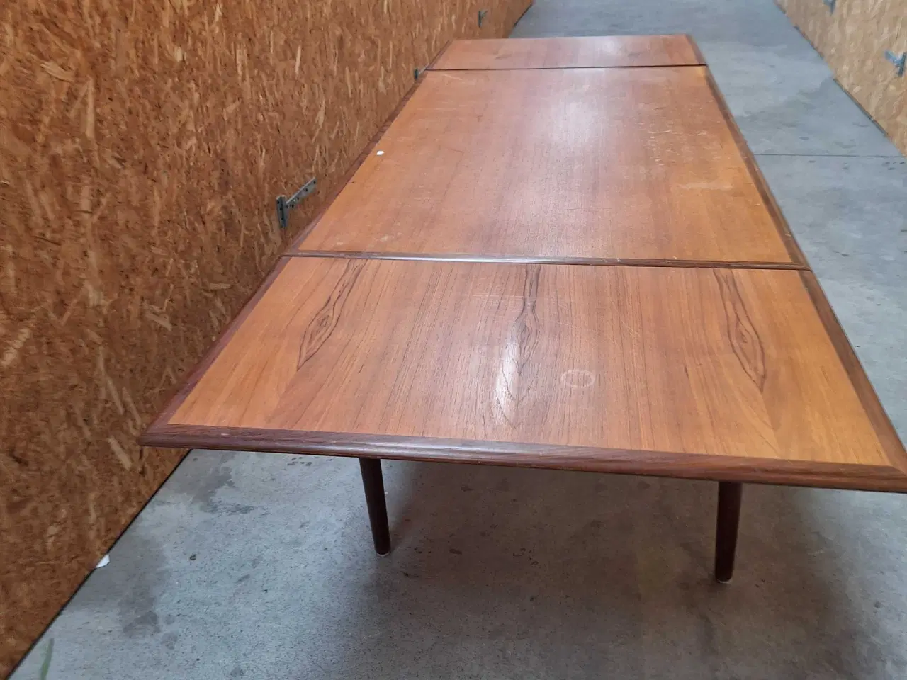 Billede 2 - Teak spisebord